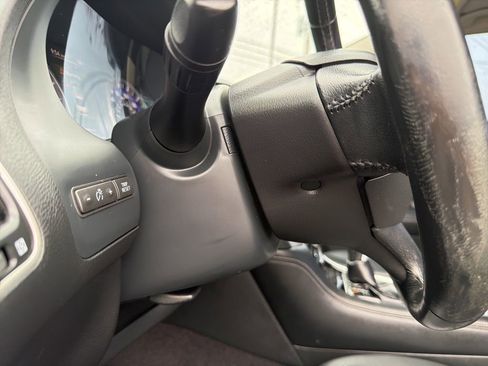 Used 2016 INFINITI Q50 2.0t w/ Moonroof Package image 48