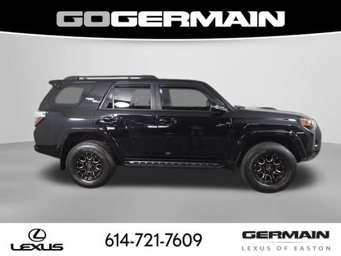 Used 2021 Toyota 4Runner TRD Off-Road Premium w/ Moonroof Package AWD/4WD image 7