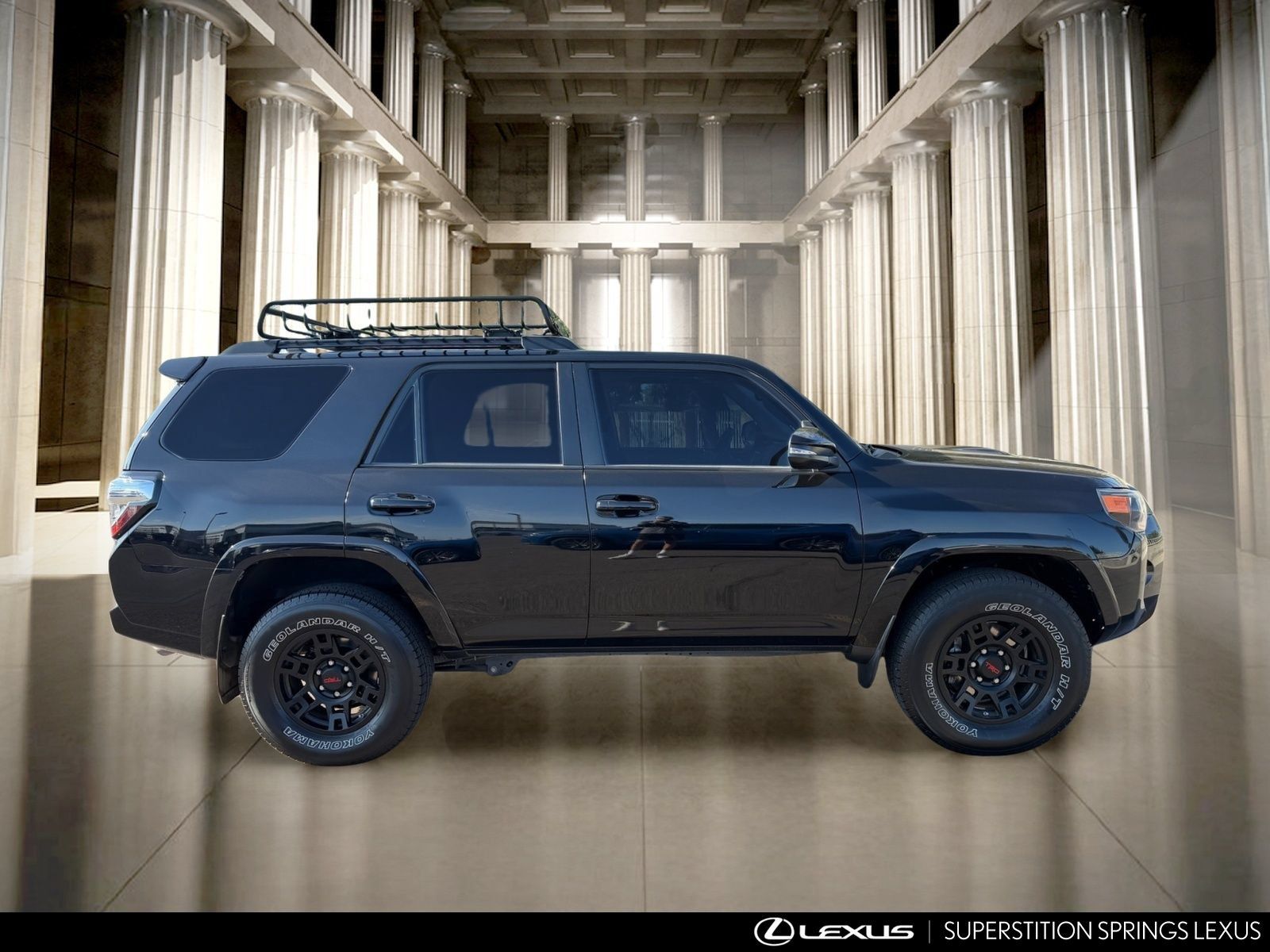 Used 2021 Toyota 4Runner Venture w/ Moonroof Package AWD/4WD image 9