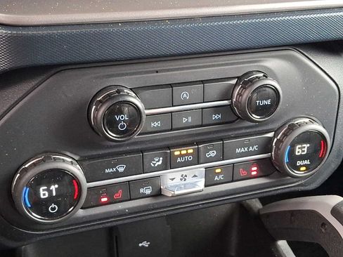 Certified 2023 Ford Bronco Outer Banks w/ Sasquatch Package AWD/4WD image 15