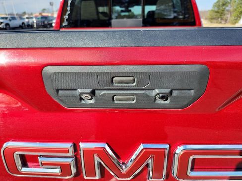 Used 2022 GMC Sierra 1500 SLT w/ SLT Premium Package image 13