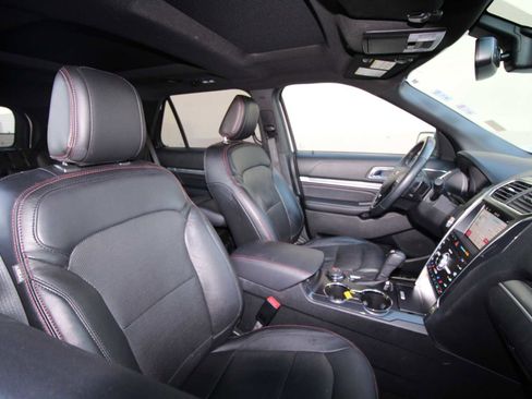 Used 2019 Ford Explorer Sport w/ Equipment Group 401A image 33