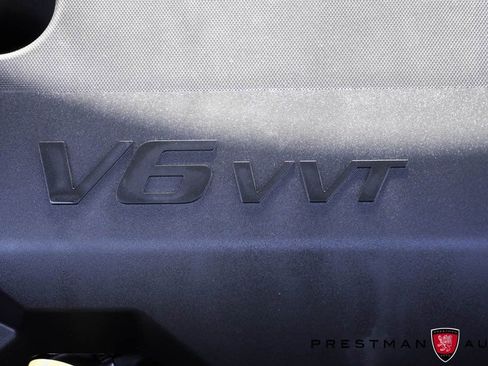 Used 2022 Chevrolet Traverse Premier w/ Redline Edition image 49