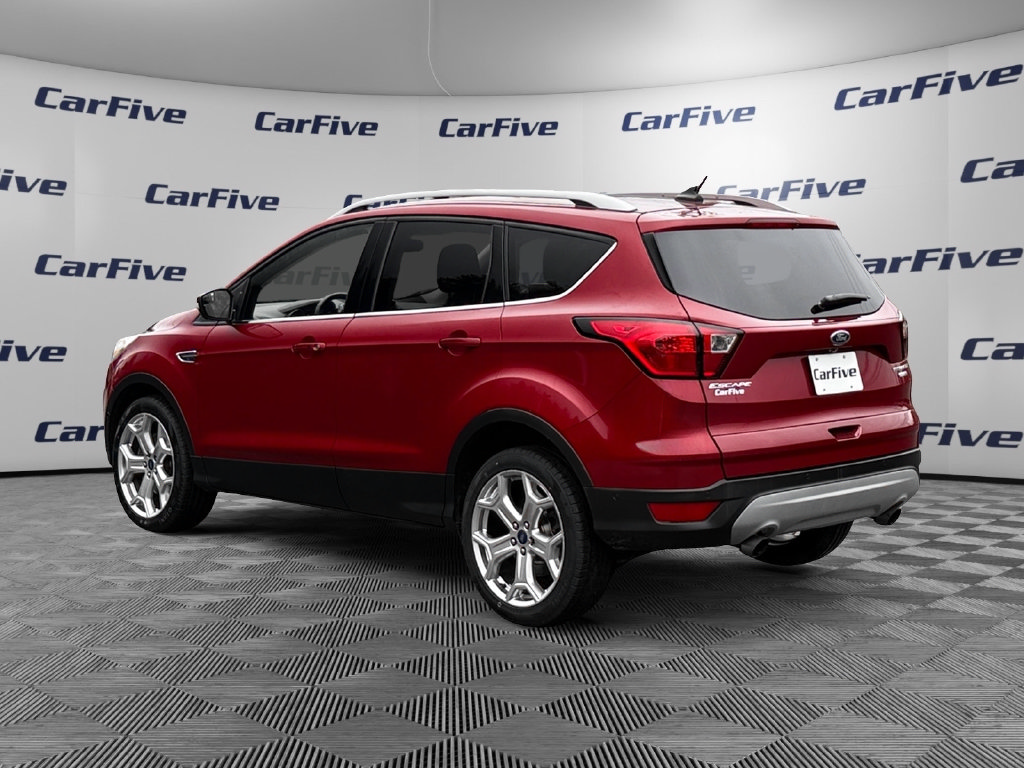 Used 2019 Ford Escape Titanium AWD/4WD image 3