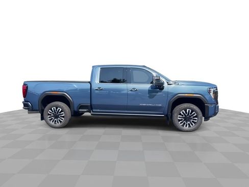 Used 2024 GMC Sierra 2500 Denali Ultimate AWD/4WD image 9