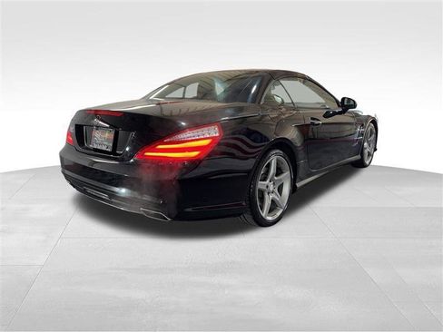 Used 2013 Mercedes-Benz SL 550 w/ Premium Pkg image 21