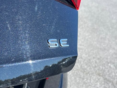 Used 2024 Volkswagen Jetta SE image 14