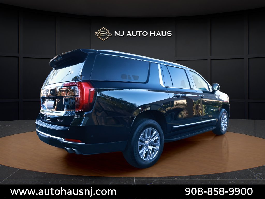 Used 2025 GMC Yukon XL Denali AWD/4WD image 16