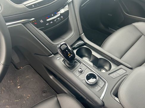 New 2026 Cadillac XT5 Luxury image 20