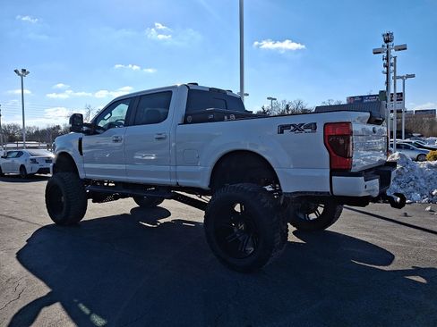 Used 2021 Ford F250 Lariat image 4