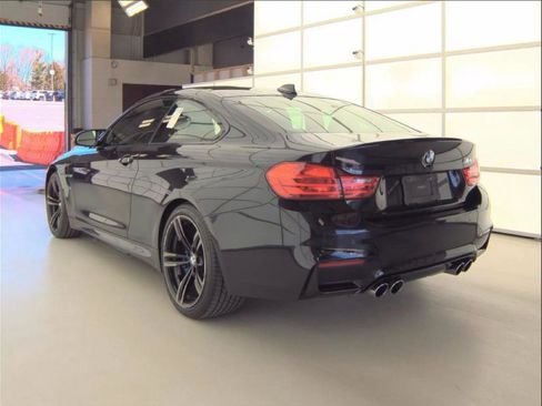 Used 2016 BMW M4 Coupe w/ Executive Package image 3