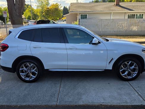 Used 2021 BMW X3 xDrive30i w/ Premium Package AWD/4WD image 4