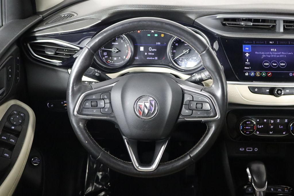 Used 2020 Buick Encore GX Essence w/ Advanced Technology Package AWD/4WD image 7
