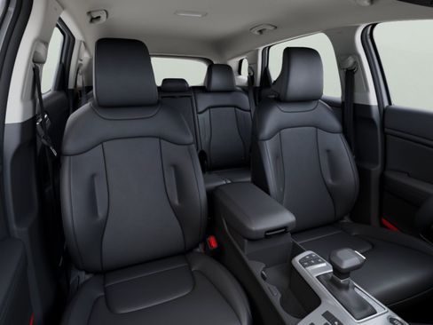New 2026 Kia Sportage EX FWD image 11
