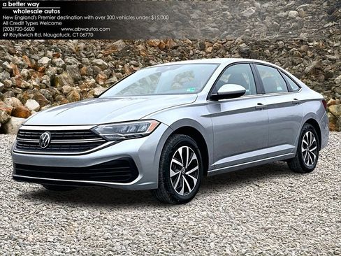 Used 2024 Volkswagen Jetta S image 1