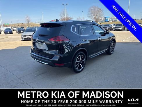 Used 2018 Nissan Rogue SL w/ Premium Package AWD/4WD image 5