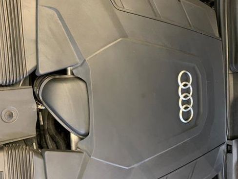 Used 2021 Audi Q8 Prestige w/ Prestige Package image 68