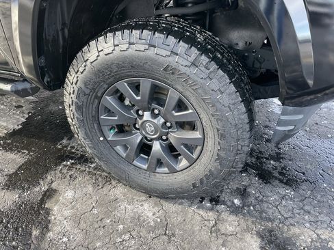 Used 2023 Toyota Tacoma SR5 image 3