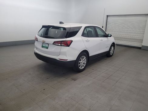 Used 2023 Chevrolet Equinox LS FWD image 9