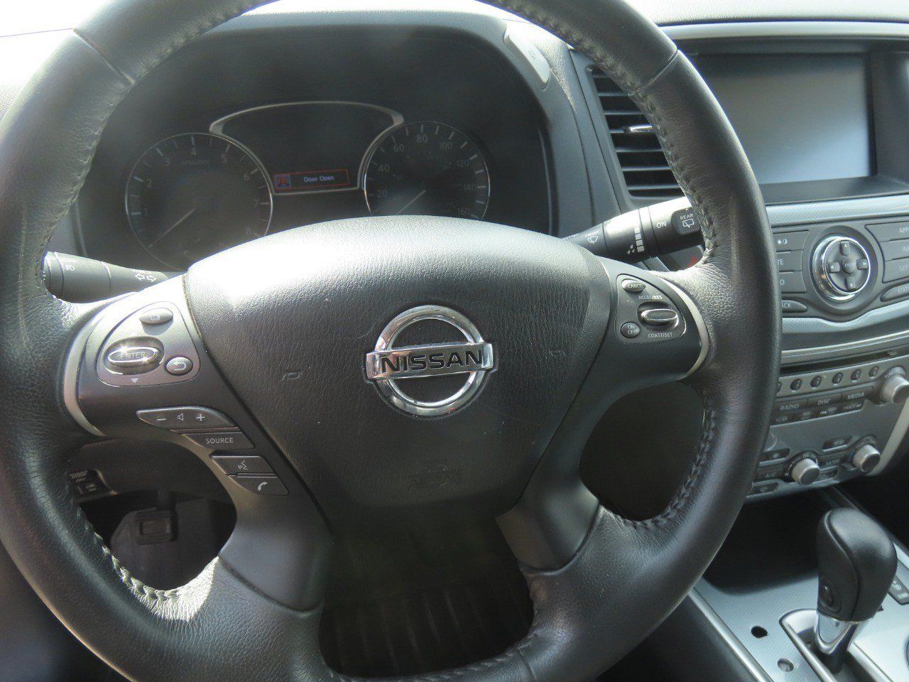 Used 2017 Nissan Pathfinder SL AWD/4WD image 28