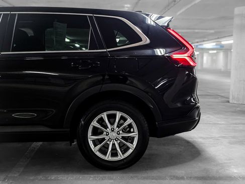 Used 2025 Honda CR-V EX image 14