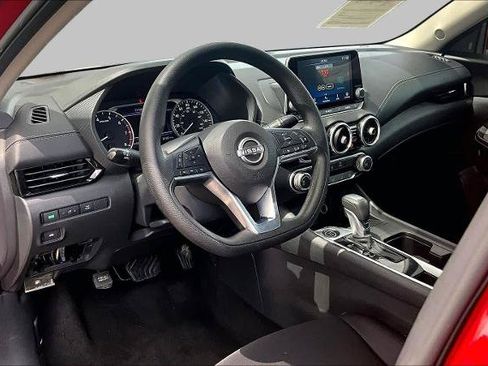 Certified 2024 Nissan Sentra SV FWD image 17