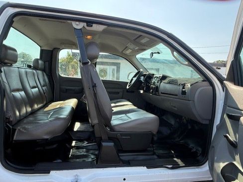 Used 2010 GMC Sierra 2500 W/T image 14