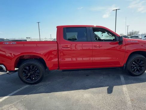 Used 2025 Chevrolet Silverado 1500 LT AWD/4WD image 9