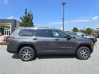 New 2025 Jeep Grand Cherokee L Limited video 2