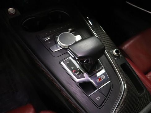 Used 2019 Audi S4 Prestige w/ Prestige Package image 32