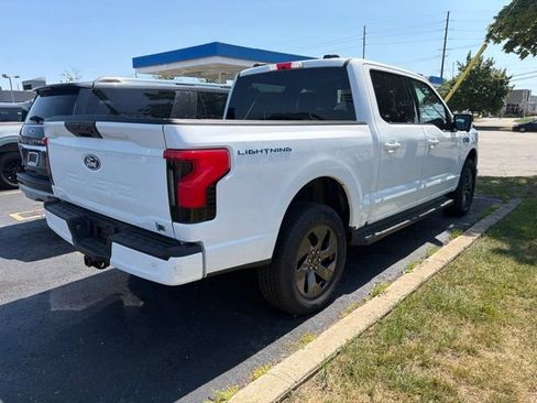 Used 2025 Ford F150 Lightning Flash AWD/4WD image 2