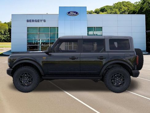 New 2026 Ford Bronco Badlands AWD/4WD image 3