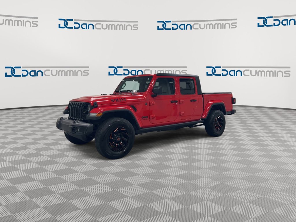 Used 2023 Jeep Gladiator Sport AWD/4WD image 4