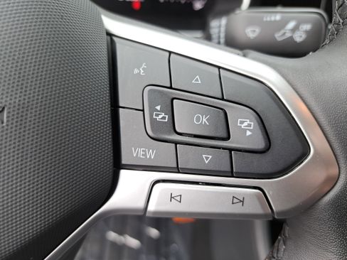 Certified 2024 Volkswagen Jetta Sport image 17