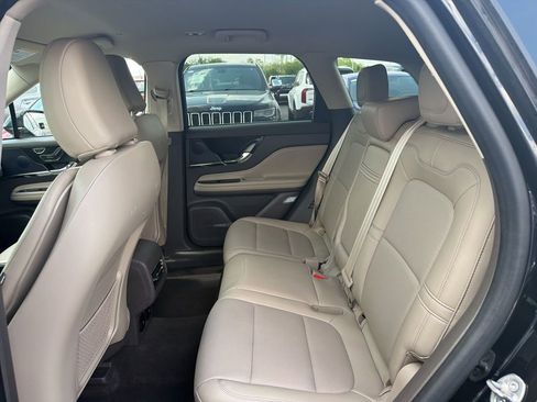 Used 2024 Lincoln Corsair AWD w/ Equipment Group 101A image 11