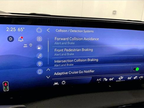 Used 2025 Buick Enclave Avenir w/ Super Cruise Package image 35