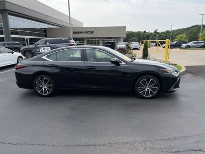Certified 2025 Lexus ES 350 w/ Premium Package