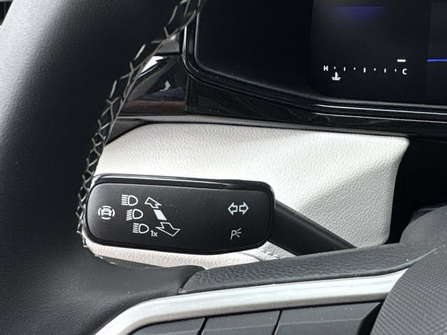 New 2026 Volkswagen Taos S FWD image 20