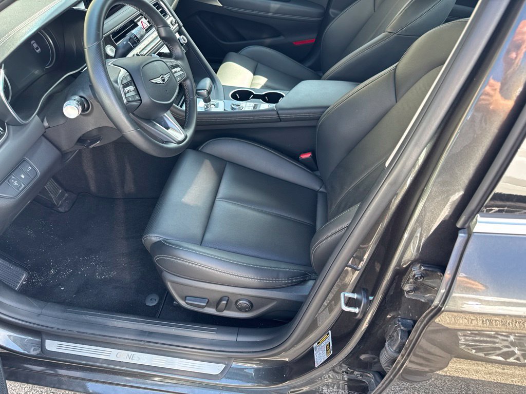 Used 2026 Genesis G70 2.5T RWD image 27