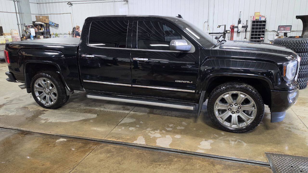 Used 2018 GMC Sierra 1500 Denali w/ Denali Ultimate Package AWD/4WD image 9