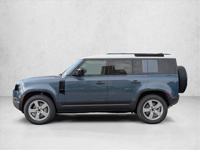 Used 2026 Land Rover Defender 110 S AWD/4WD image 5