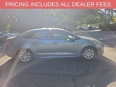 Used 2024 Toyota Corolla LE FWD image 14