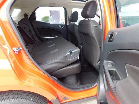 Used 2020 Ford EcoSport SE FWD image 21