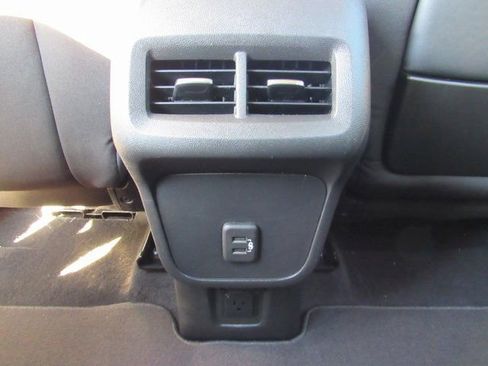 Used 2021 GMC Terrain SLE w/ Driver Convenience Package image 24