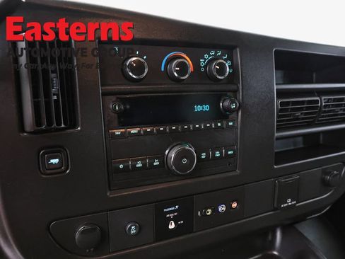 Used 2019 Chevrolet Express 2500 w/ Driver Convenience Package RWD image 16