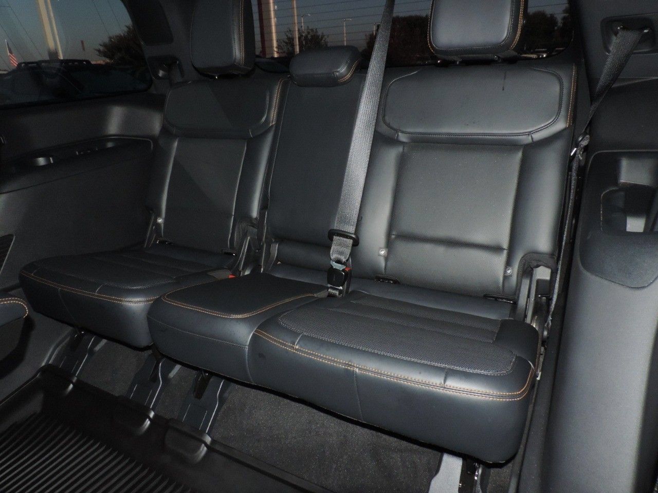 Used 2025 Ford Expedition Tremor AWD/4WD image 25