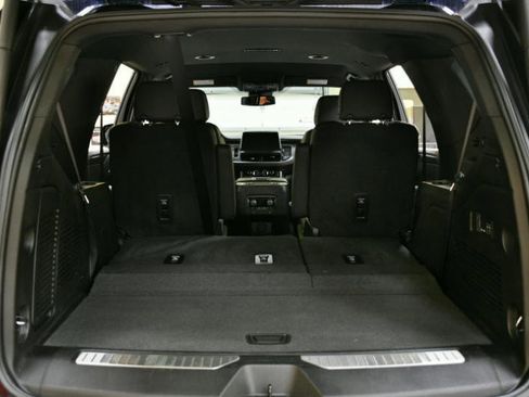 Used 2024 Chevrolet Tahoe RST w/ RST Performance Edition image 20