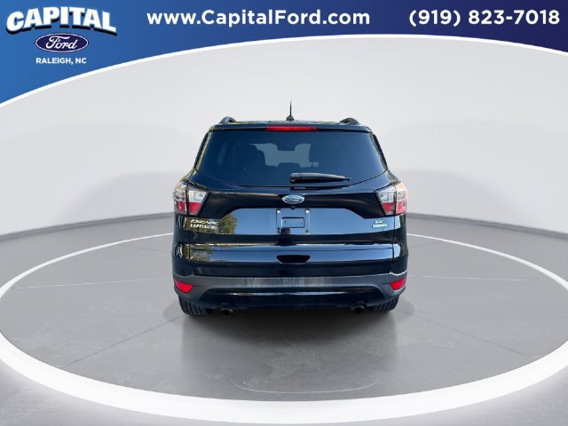 Used 2017 Ford Escape SE w/ SE Sport Appearance Package FWD image 7