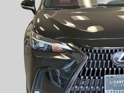 Certified 2022 Lexus NX 350h AWD image 9