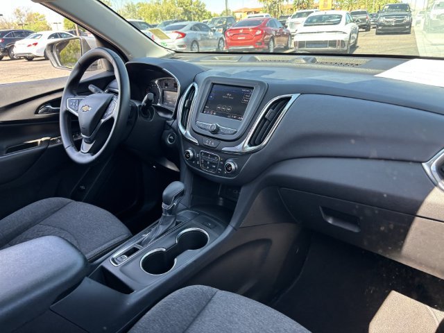 Used 2024 Chevrolet Equinox LT FWD image 12